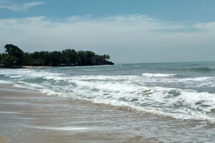 Interesting Activities at Sambolo Beach